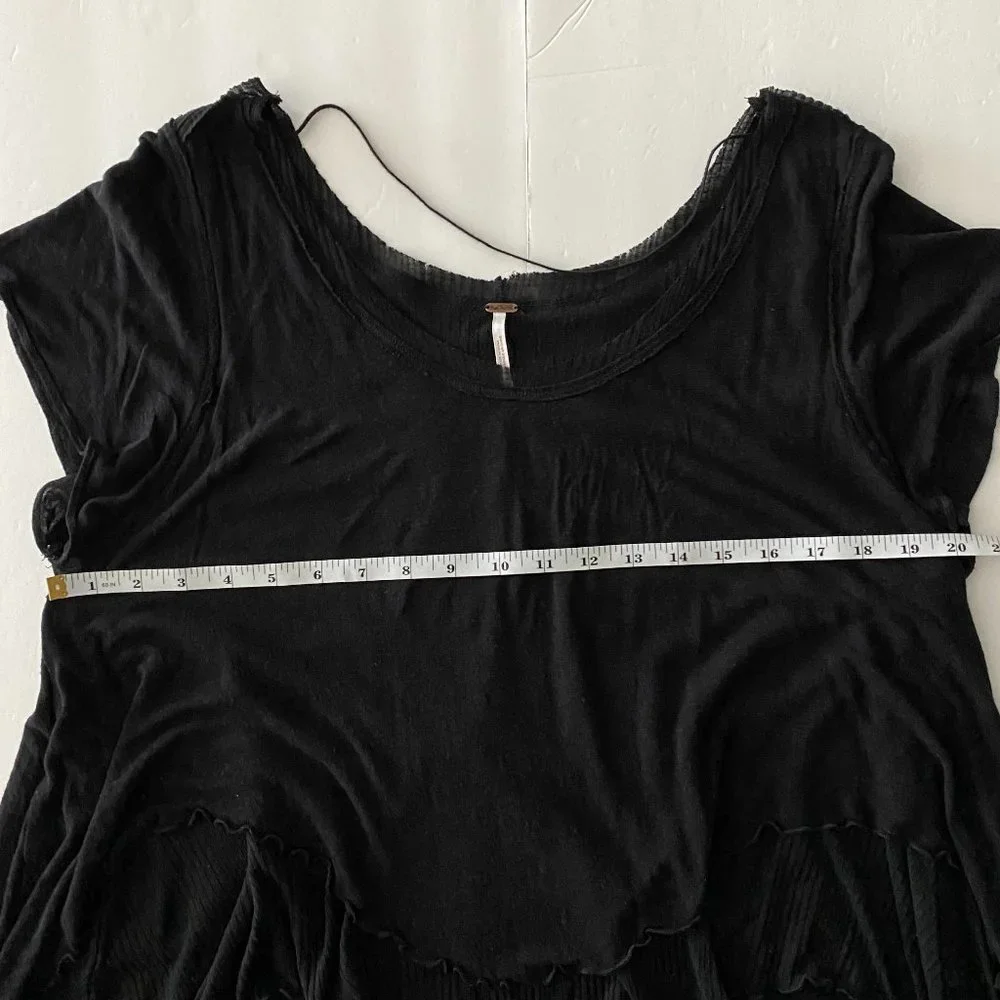FREE PEOPLE Black Blouse‎